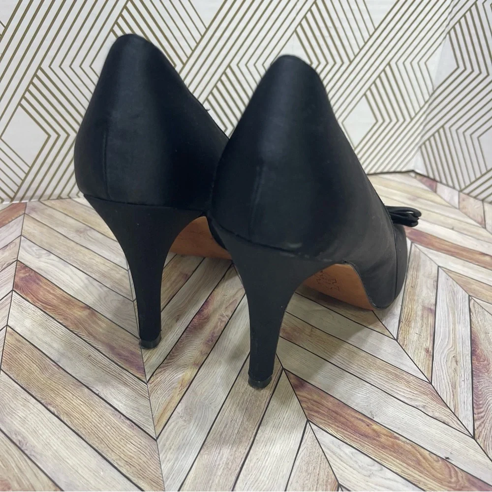 Black Satin Peep-toe Heels/Stilettos Pour La Victoire Size‎ 7M sb